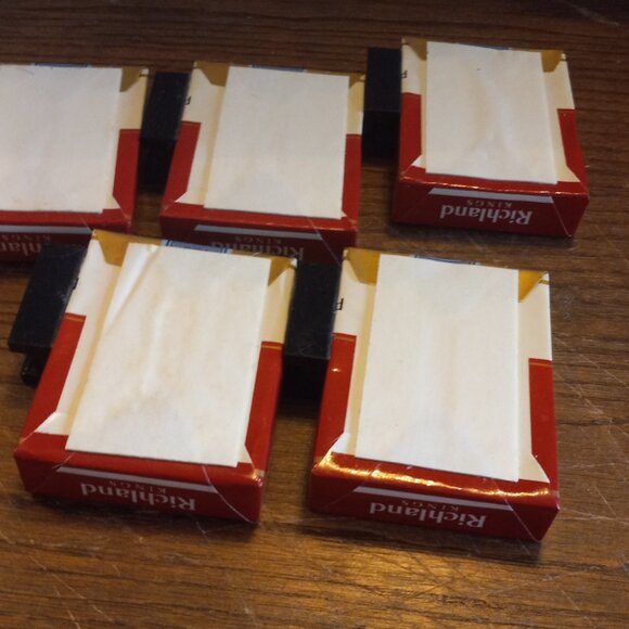 5 Richland VTG Cigarette Advertisement Plastic Pack Pen Holder PENS NON WORKING - Picture 7 of 12